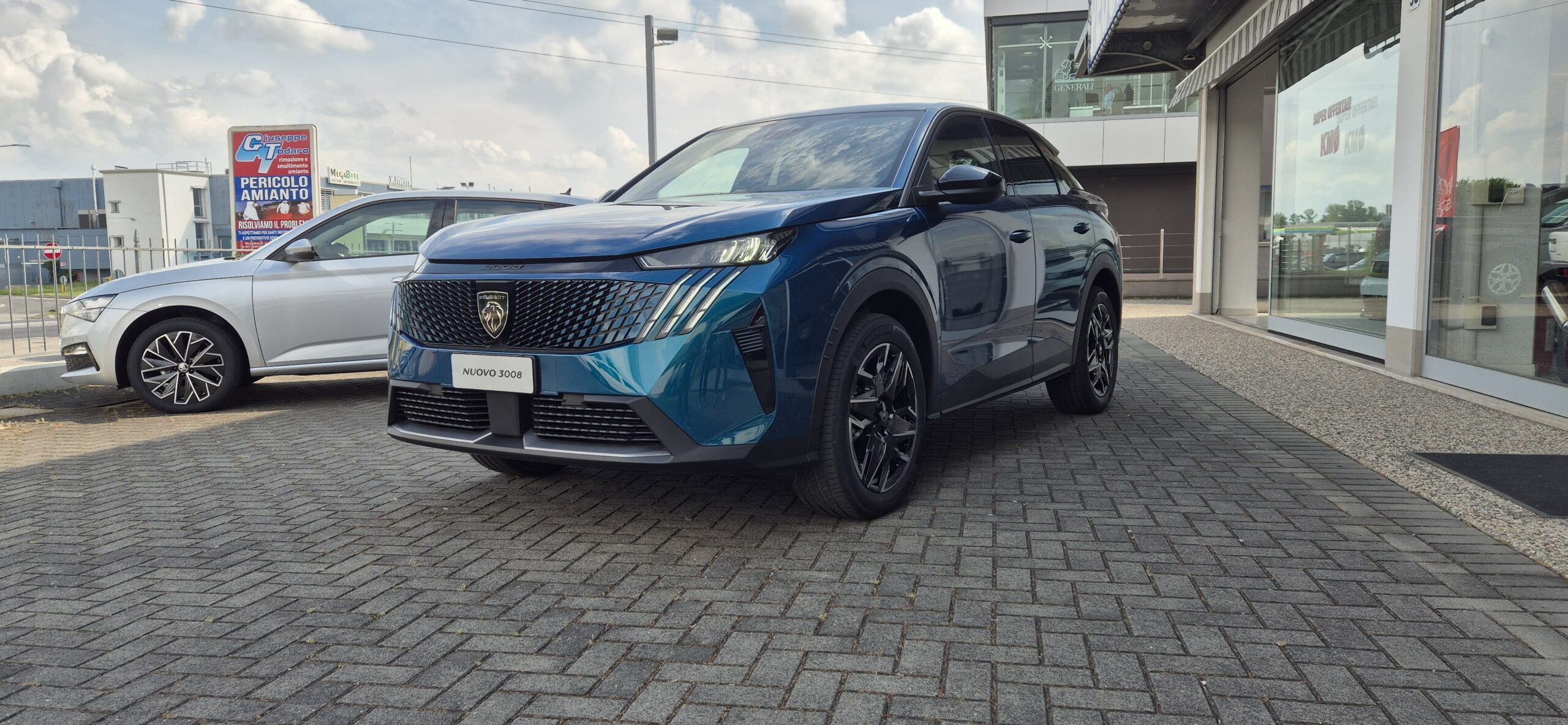 PEUGEOT 3008 Hybrid 145 e-DCS6 Allure