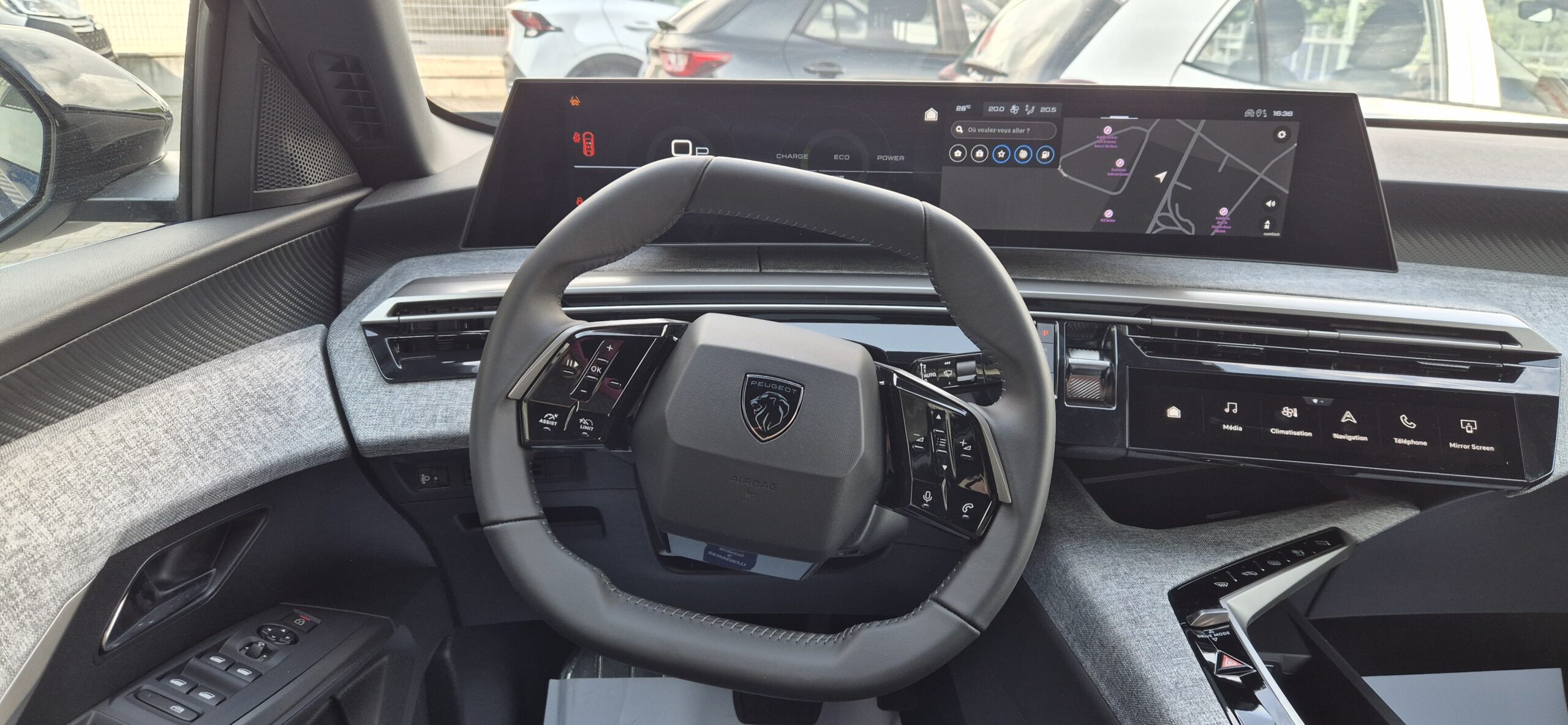 PEUGEOT 3008 Hybrid 145 e-DCS6 Allure