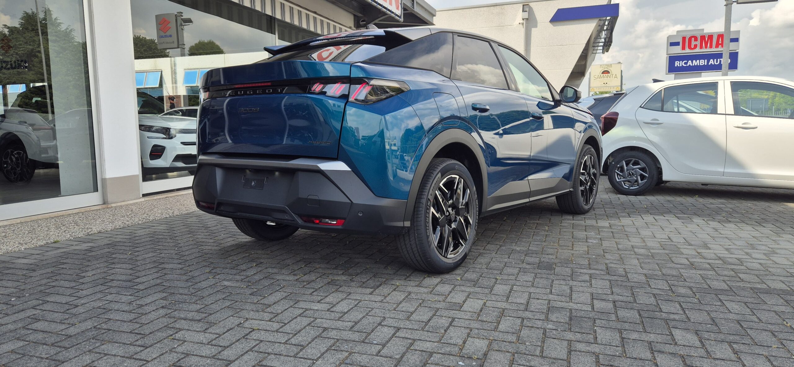 PEUGEOT 3008 Hybrid 145 e-DCS6 Allure