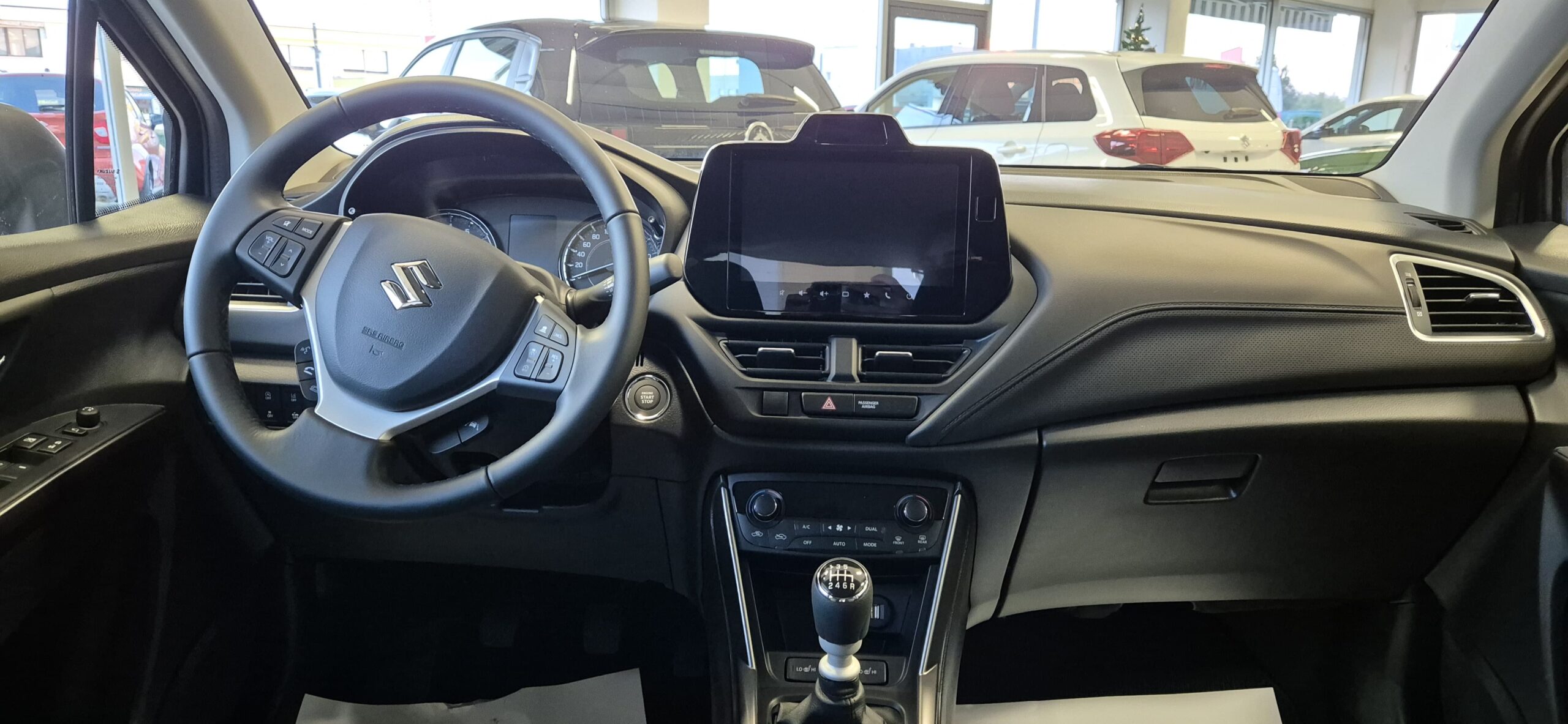 SUZUKI S-Cross 1.4 Hybrid Top
