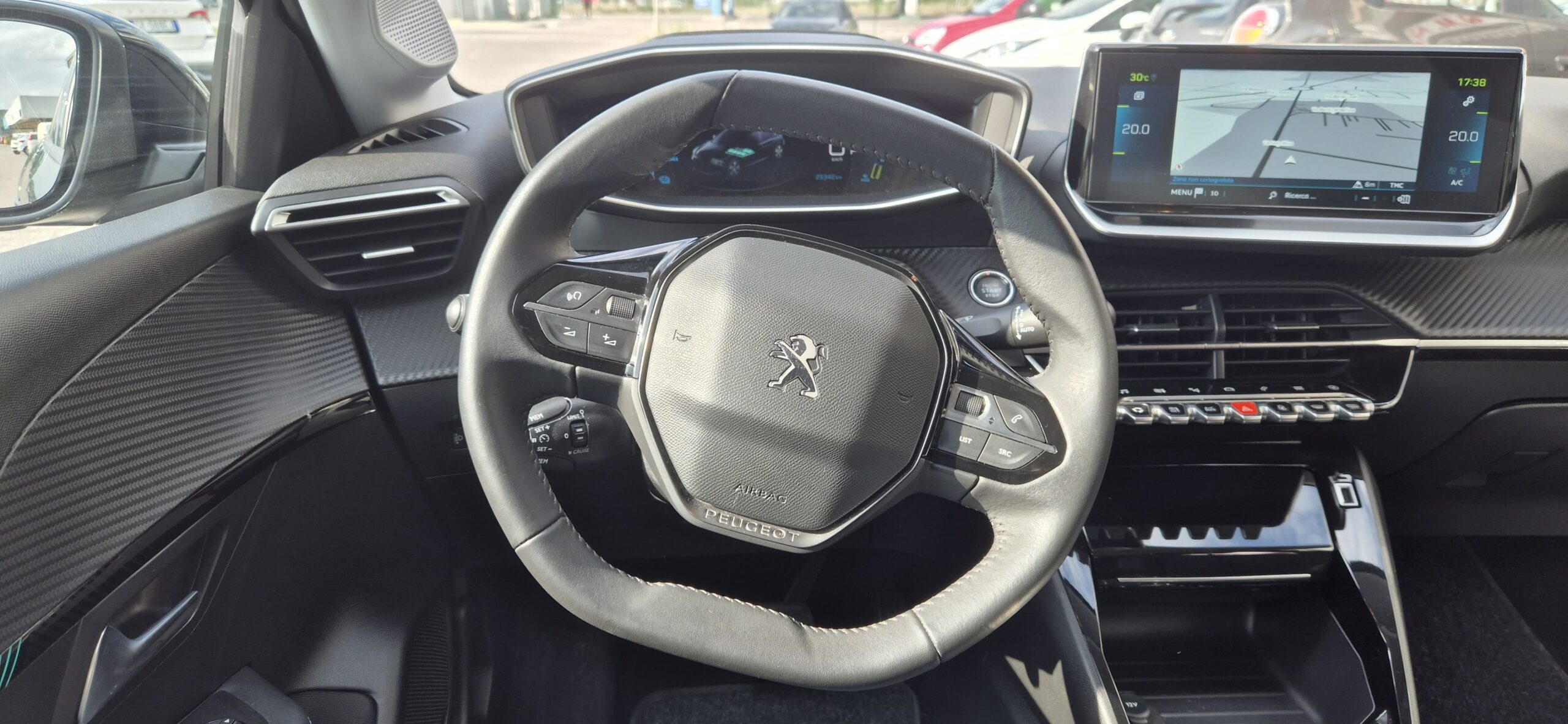 PEUGEOT 208 motore elettrico 136 CV 5 porte Allure Pack
