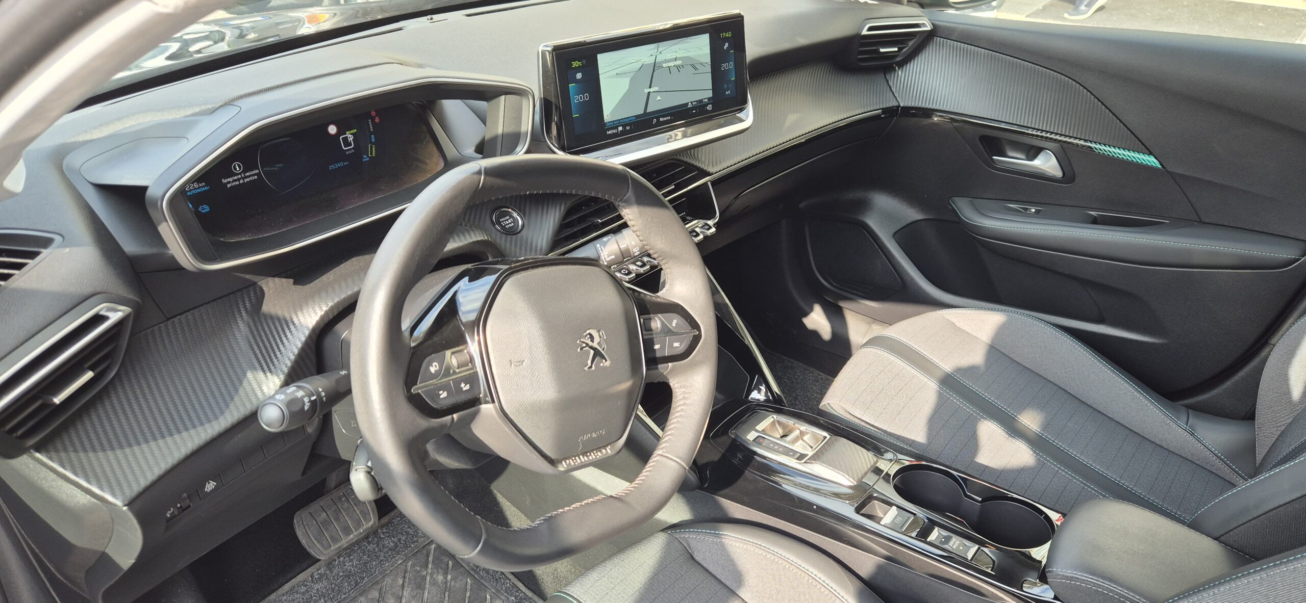 PEUGEOT 208 motore elettrico 136 CV 5 porte Allure Pack