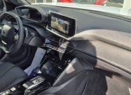 PEUGEOT 2008 Hybrid 145 e-DCS6 GT