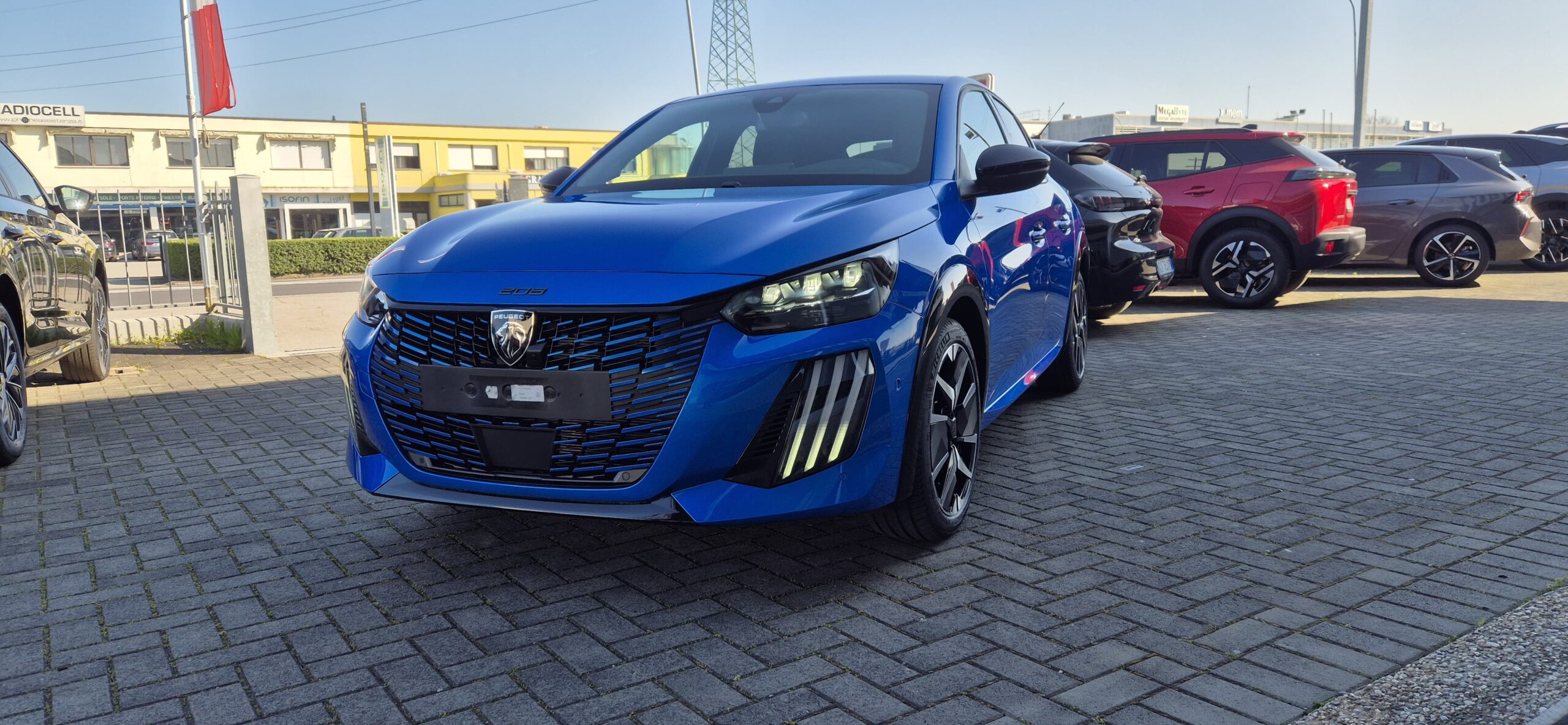PEUGEOT 208 Hybrid 145 e-DCS6 GT