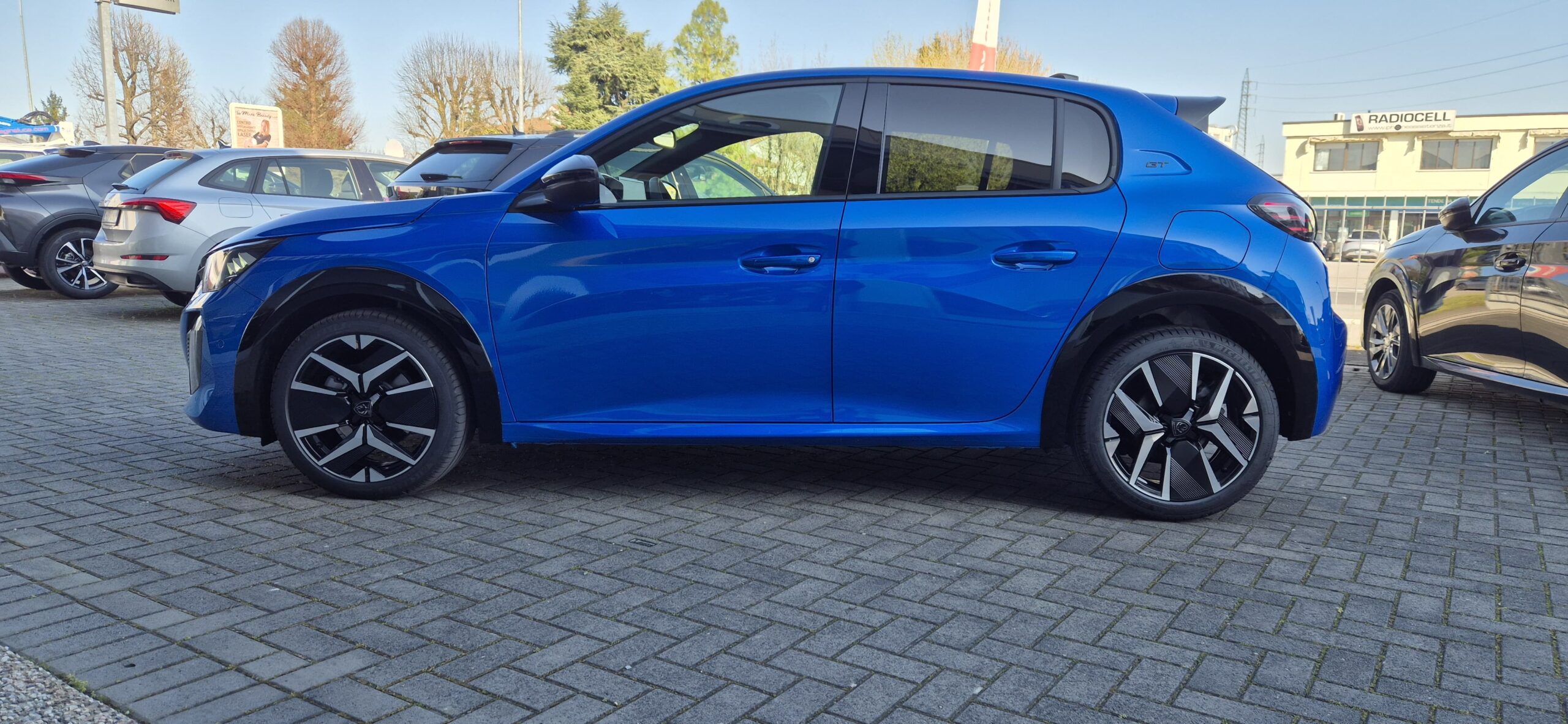PEUGEOT 208 Hybrid 145 e-DCS6 GT
