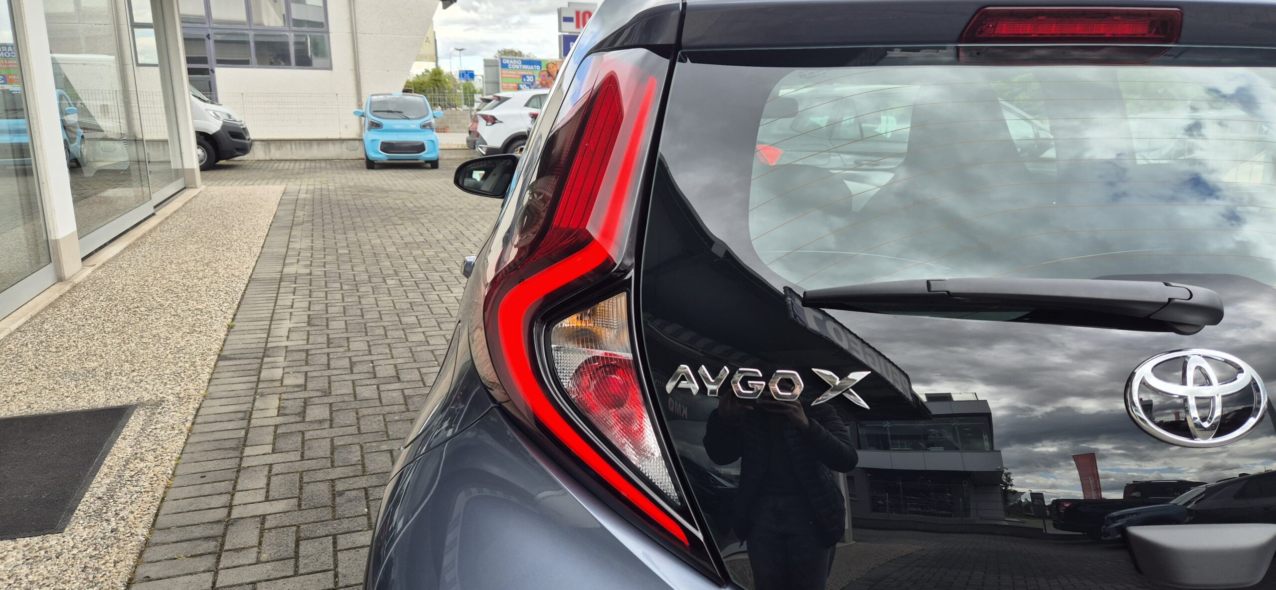 TOYOTA Aygo X 1.0 VVT-i 72 CV 5 porte Active