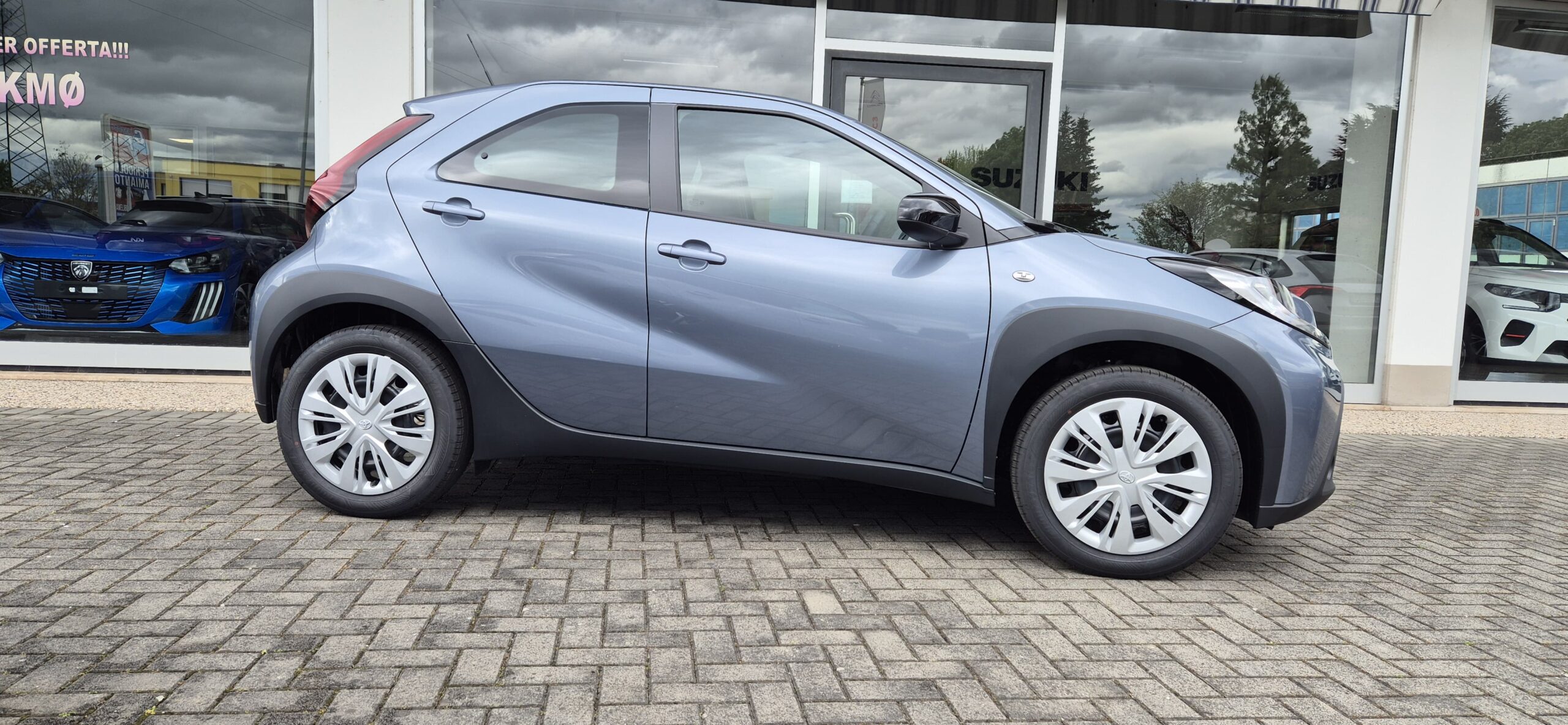 TOYOTA Aygo X 1.0 VVT-i 72 CV 5 porte Active