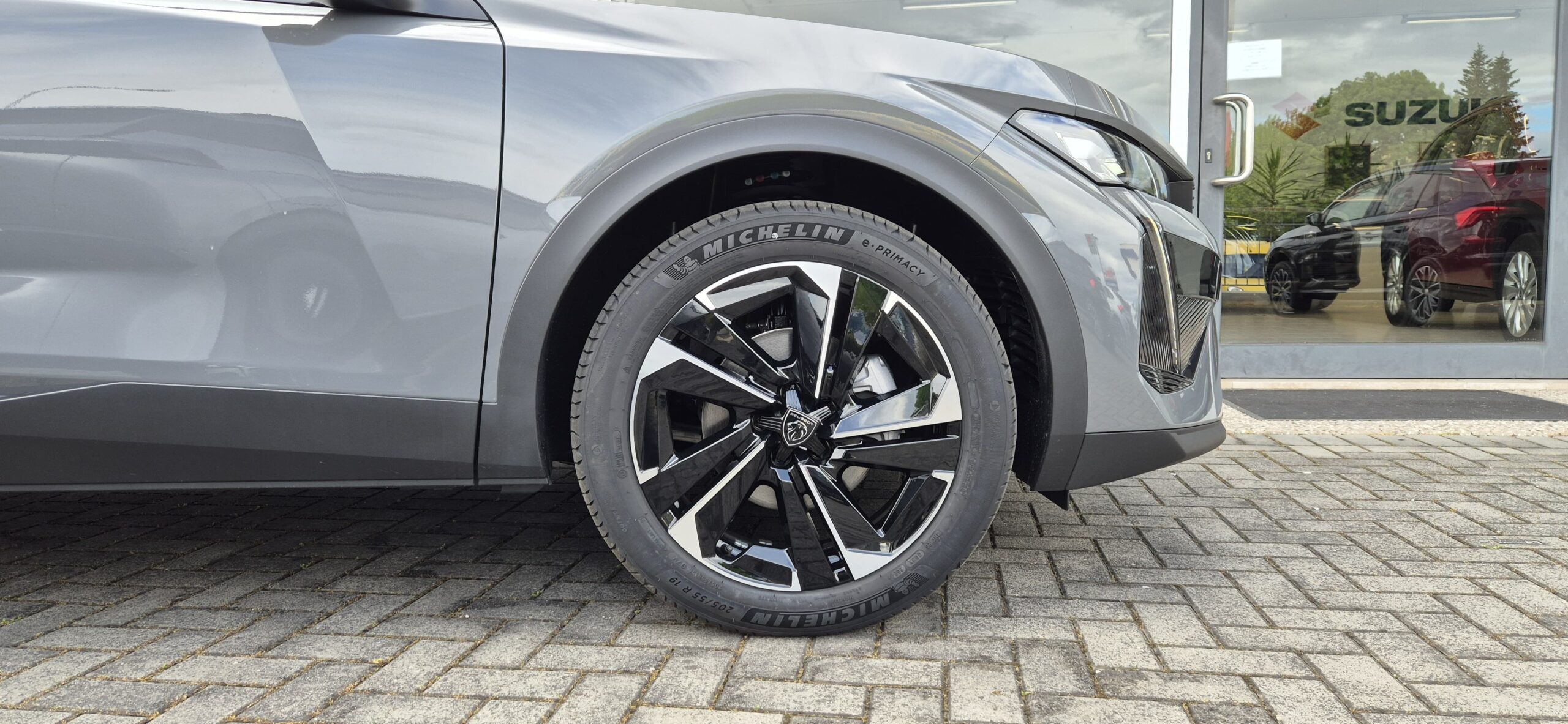 PEUGEOT 408 PureTech 130 S&S EAT8 Allure