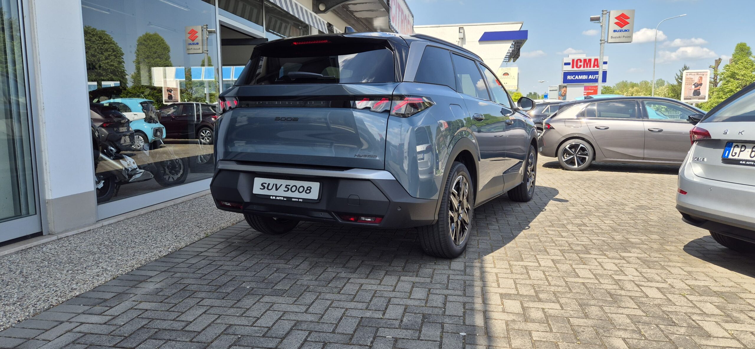 PEUGEOT 5008 Hybrid 145 e-DCS6 GT