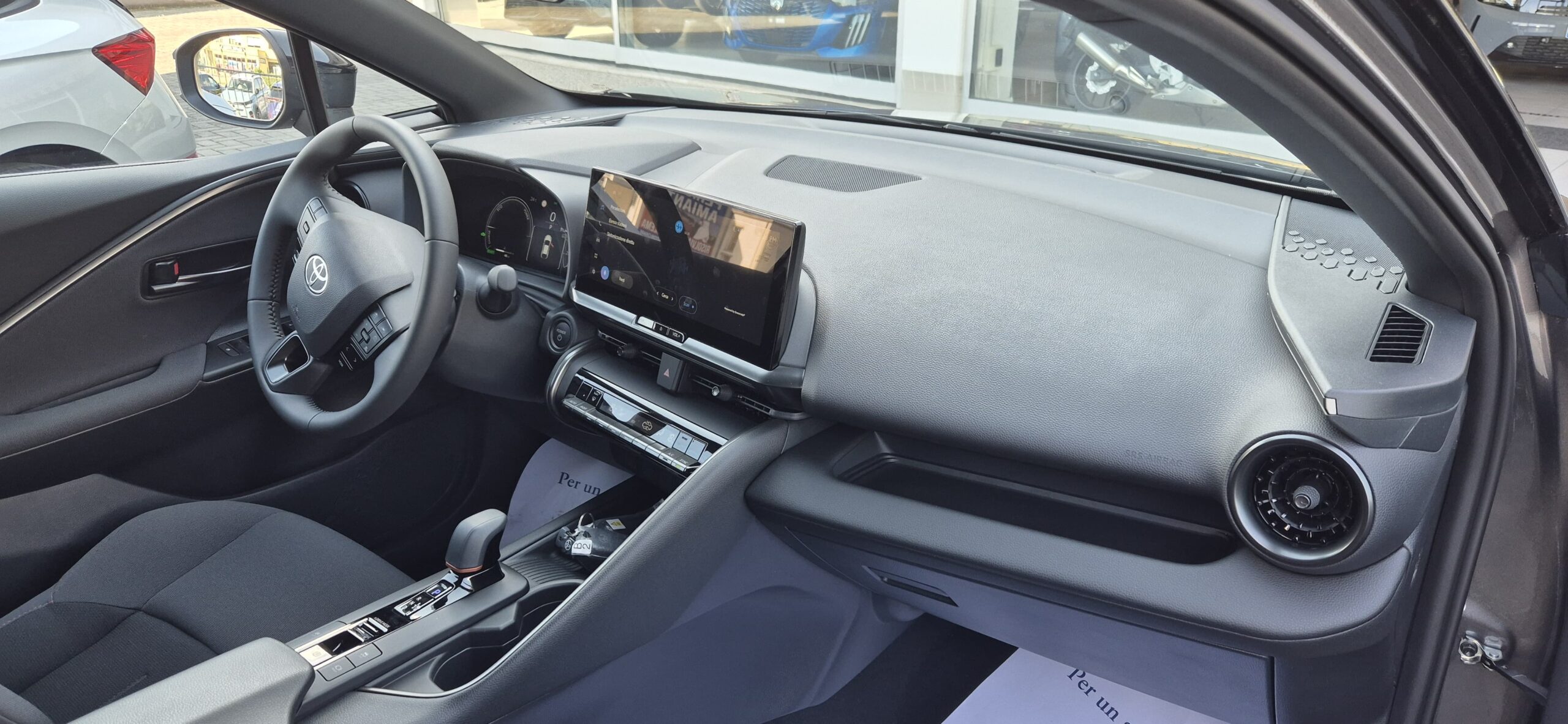 TOYOTA C-HR 1.8 HV Trend