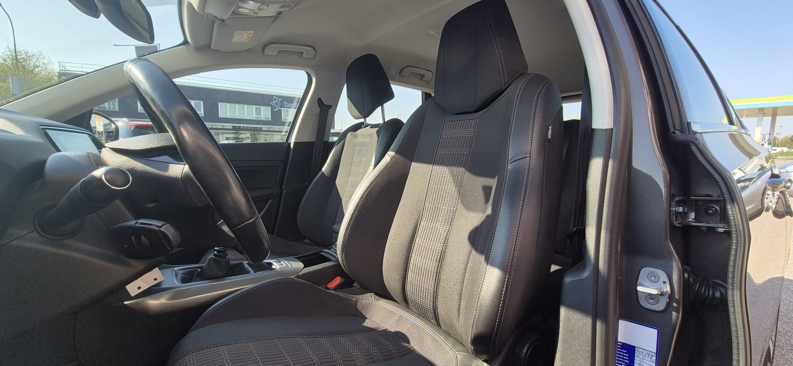 PEUGEOT 308 BlueHDi 130 S&S SW Allure