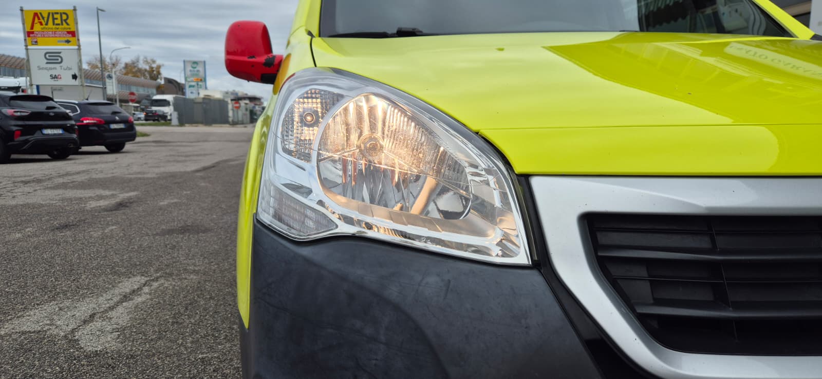 Peugeot Partner BlueHDi 100 L2 Furgone Premium