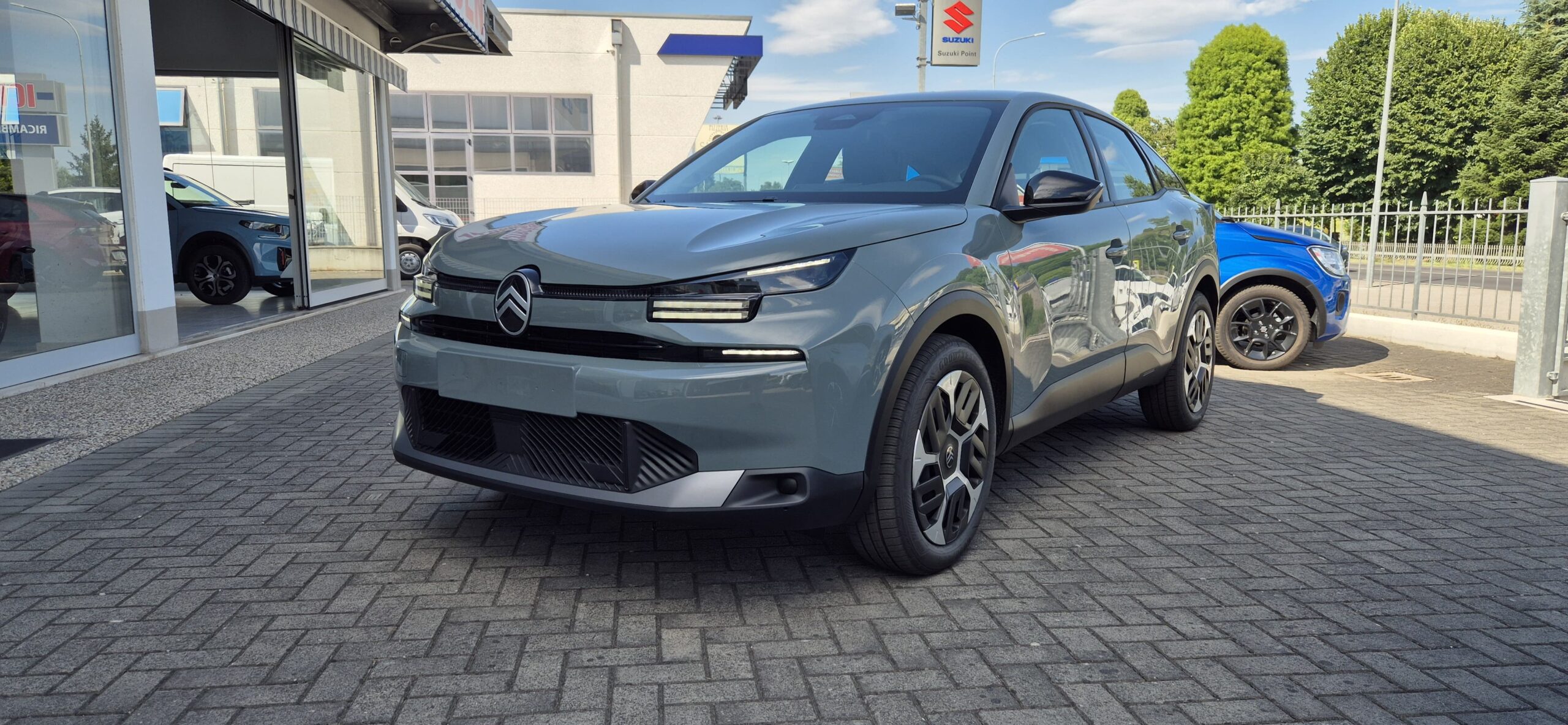 Nuova Citroen C4 Hybrid 145 e-DCS6 Plus