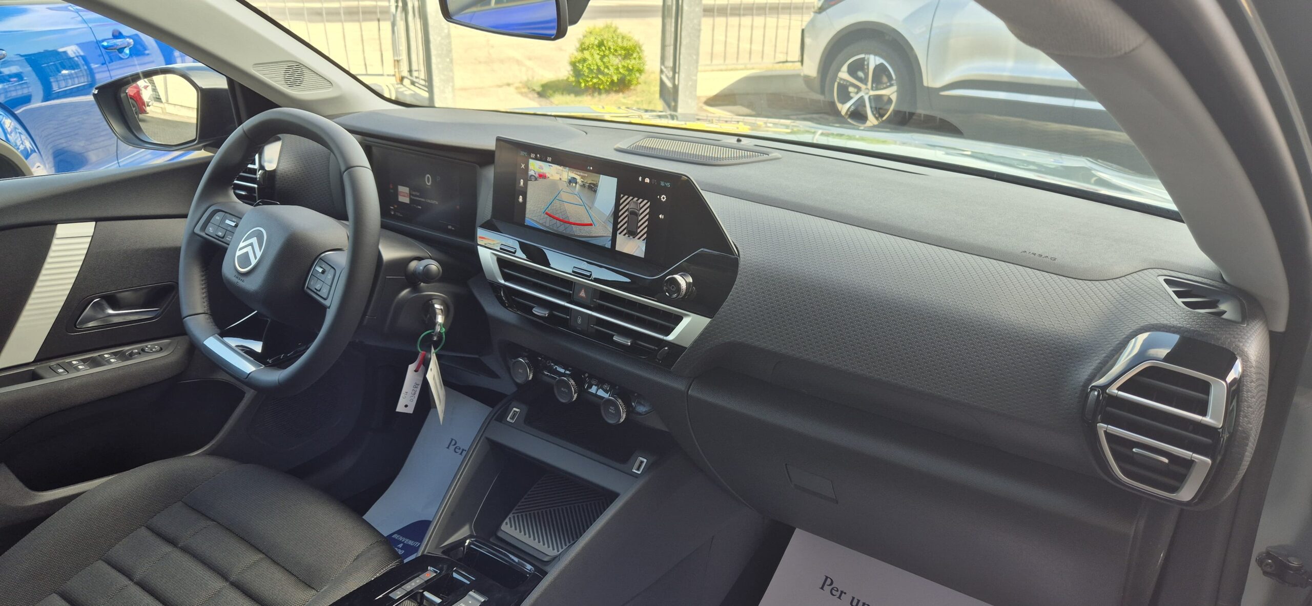 Nuova Citroen C4 Hybrid 145 e-DCS6 Plus