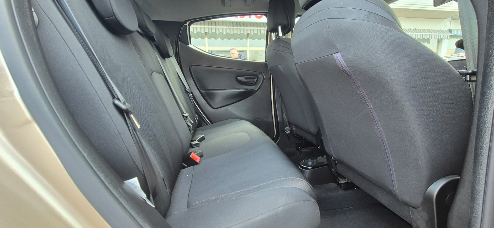 Lancia Ypsilon 1.0 Hybrid Ecochic Gold