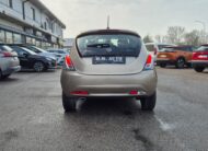 Lancia Ypsilon 1.0 Hybrid Ecochic Gold