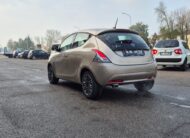 Lancia Ypsilon 1.0 Hybrid Ecochic Gold