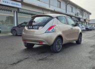 Lancia Ypsilon 1.0 Hybrid Ecochic Gold