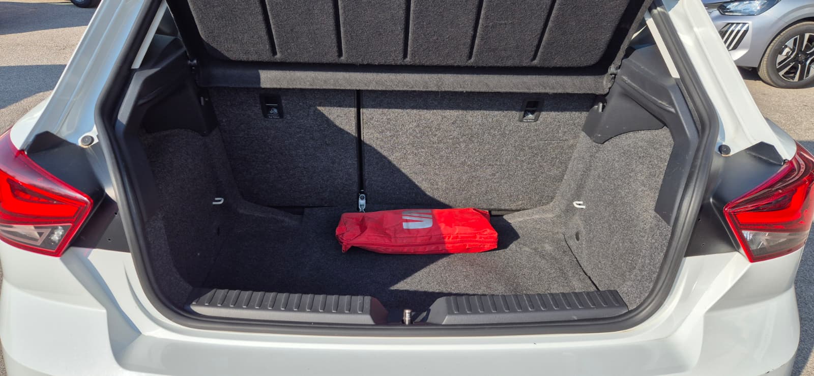 SEAT Ibiza 1.6 TDI 95 CV DSG Business