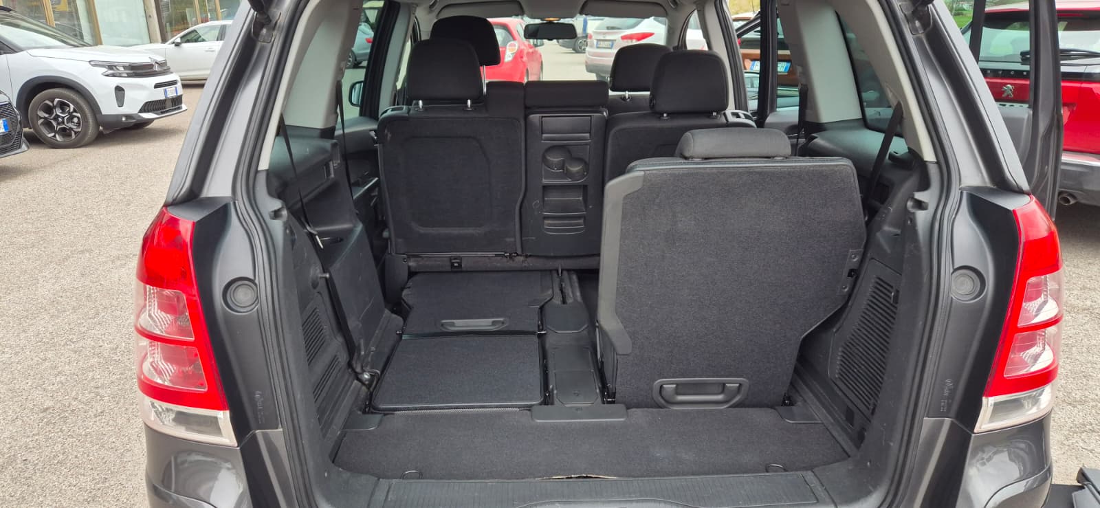 OPEL Zafira 1.6 Turbo Cosmo