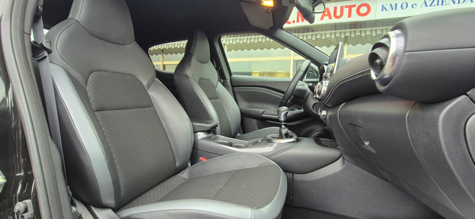 Nissan Juke 1.0 DIG-T N-Connecta