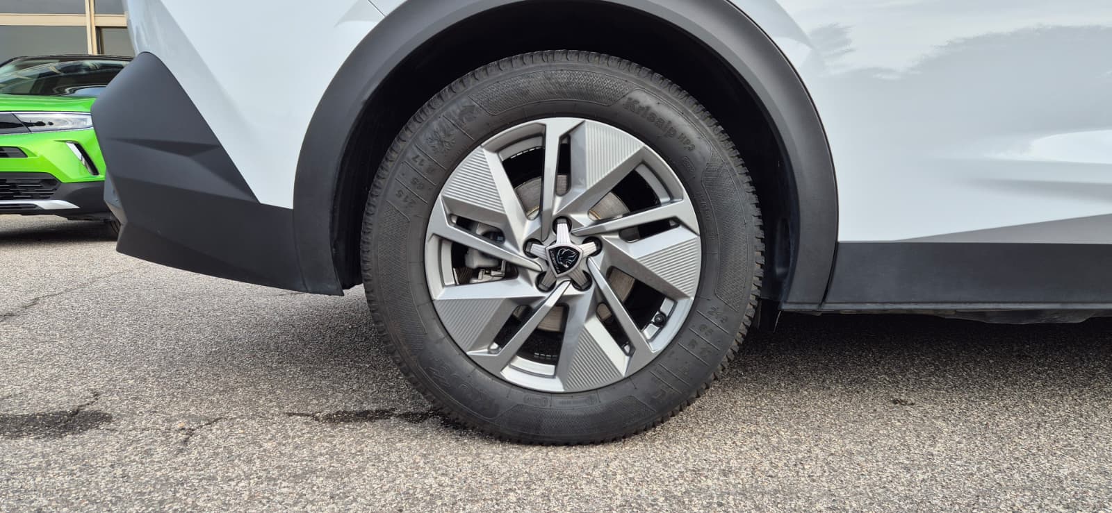 Peugeot 408 Plug-in Hybrid 180 Allure