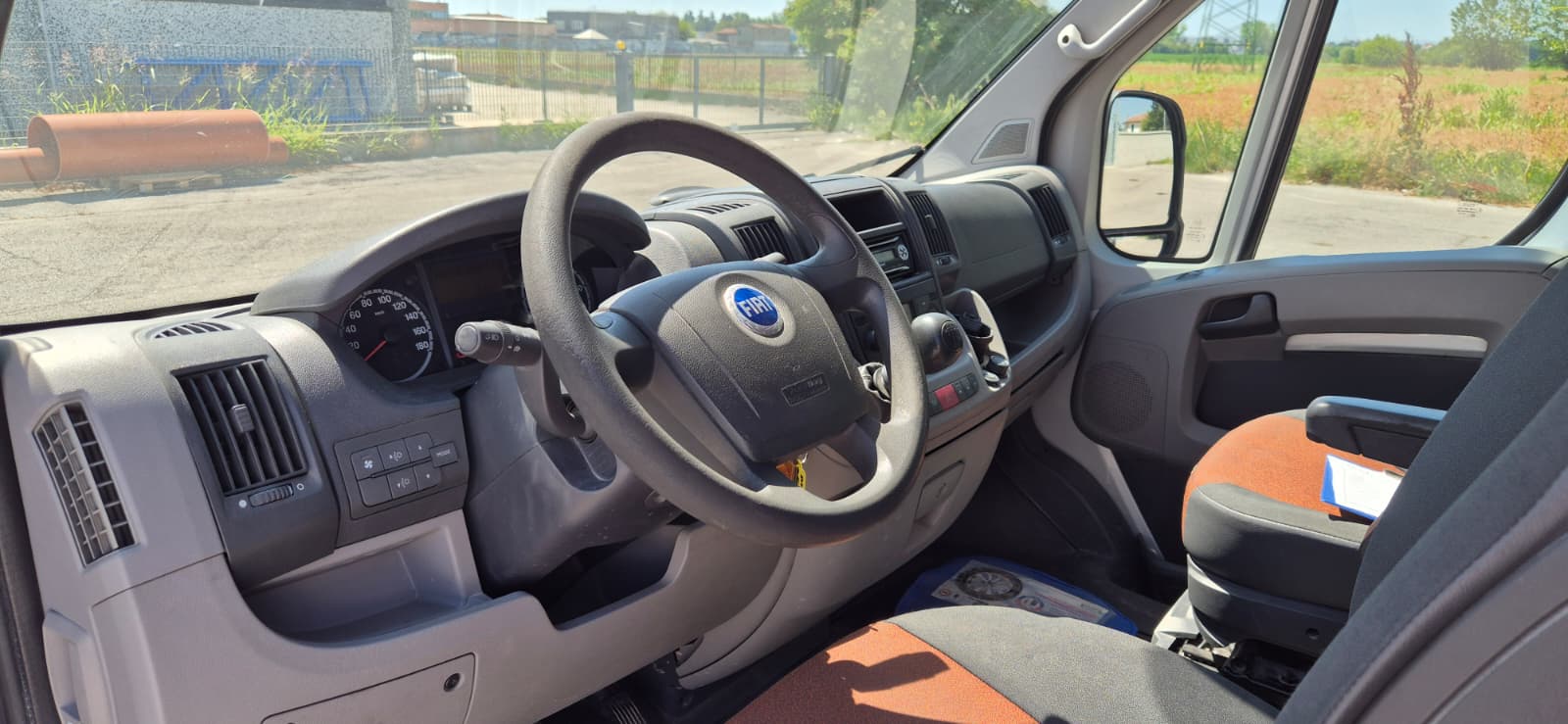FIAT Ducato 30 2.3 MJT PC-TN Panorama – PEDANA PER TRASPORTO DISABILI