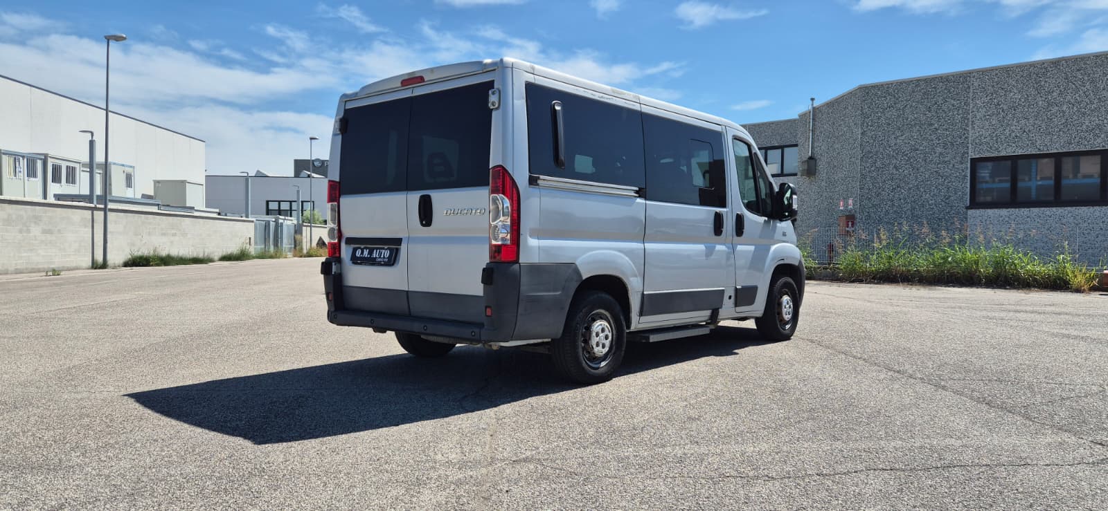 FIAT Ducato 30 2.3 MJT PC-TN Panorama – PEDANA PER TRASPORTO DISABILI