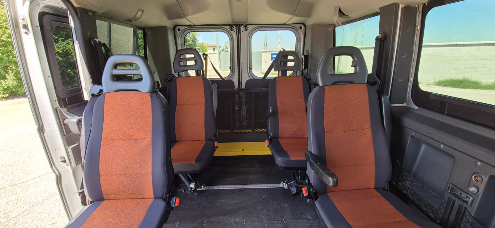 FIAT Ducato 30 2.3 MJT PC-TN Panorama – PEDANA PER TRASPORTO DISABILI