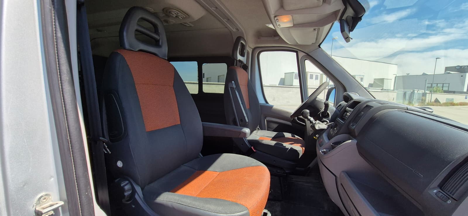 FIAT Ducato 30 2.3 MJT PC-TN Panorama – PEDANA PER TRASPORTO DISABILI