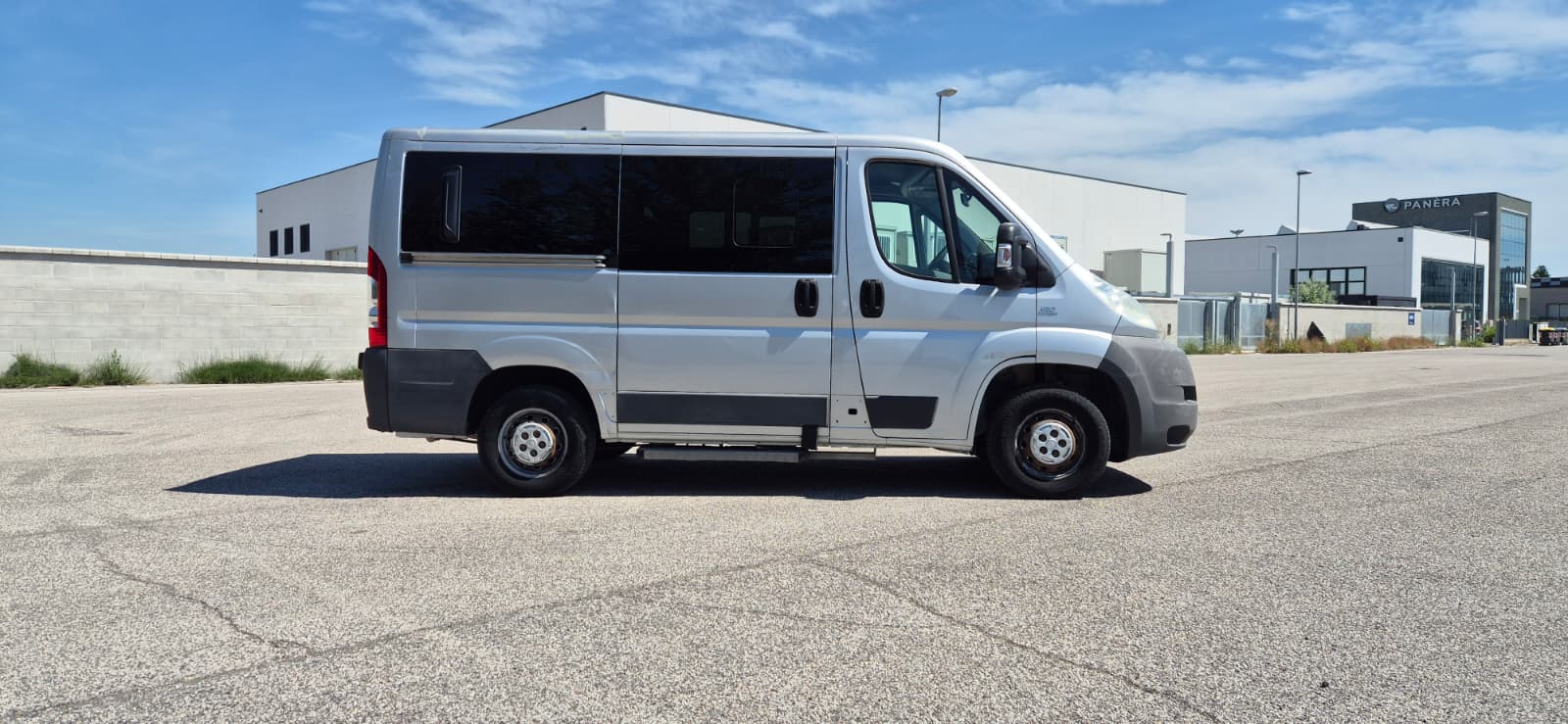 FIAT Ducato 30 2.3 MJT PC-TN Panorama – PEDANA PER TRASPORTO DISABILI
