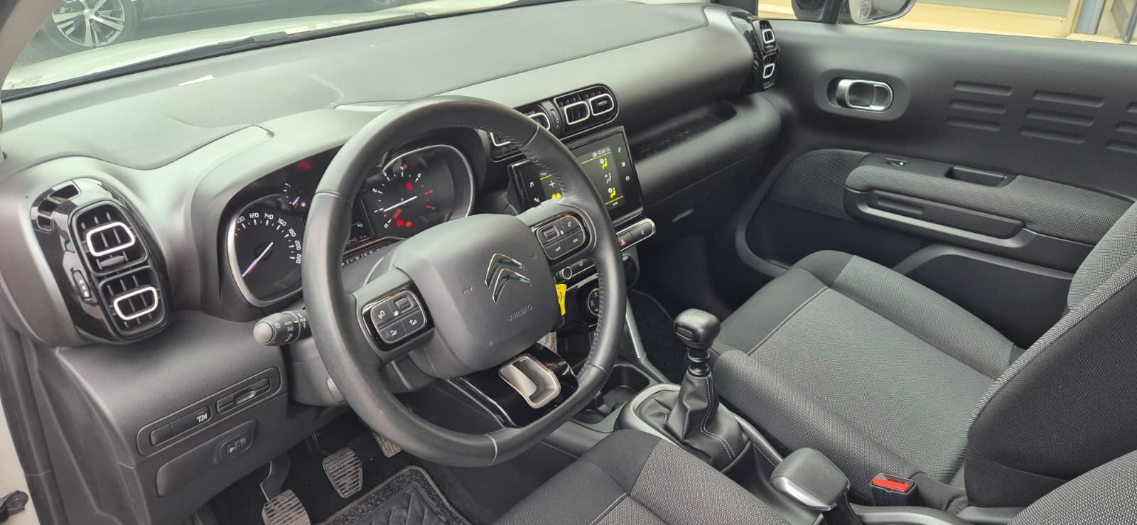 CITROEN C3 Aircross BlueHDi 100 S&S Shine