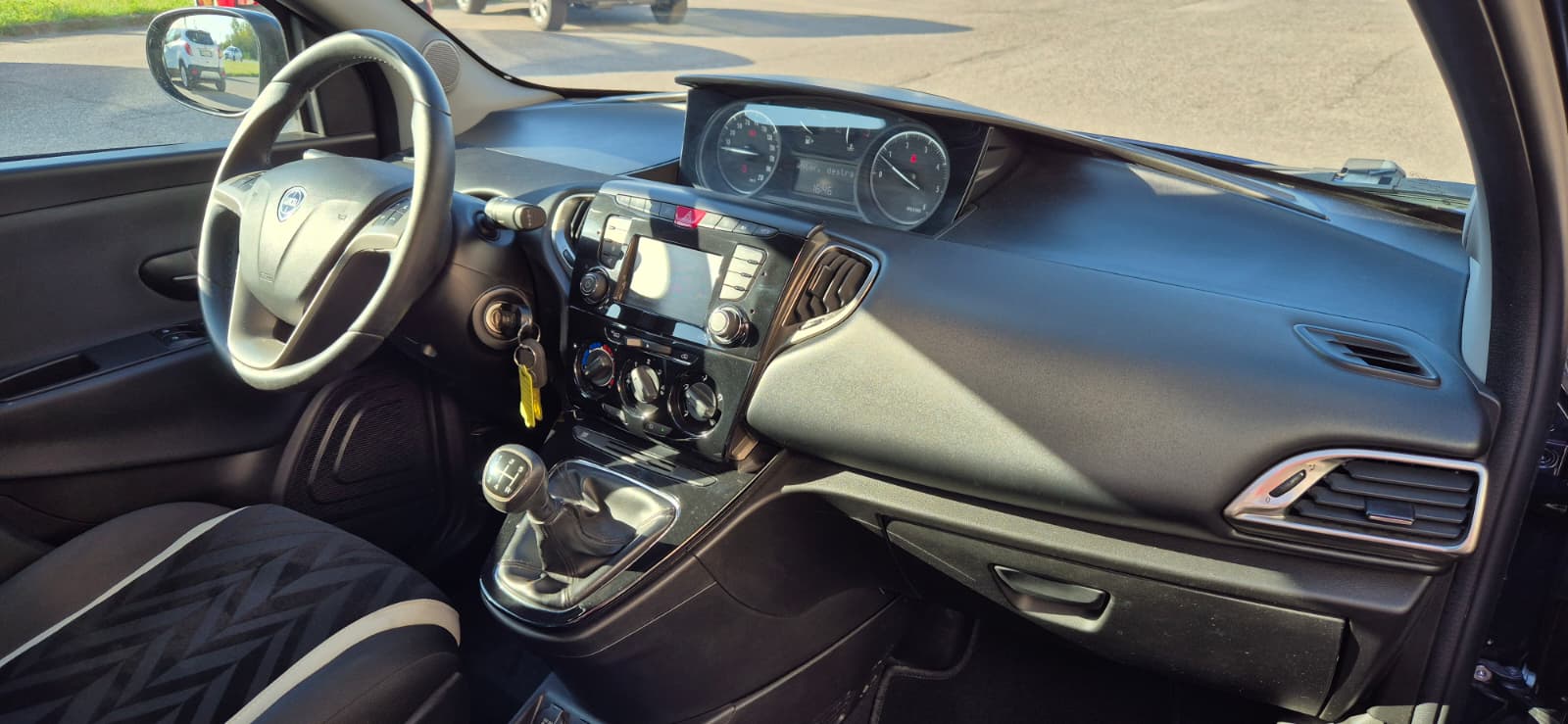 LANCIA Ypsilon 1.3 MJT 16V 95 CV S&S Gold